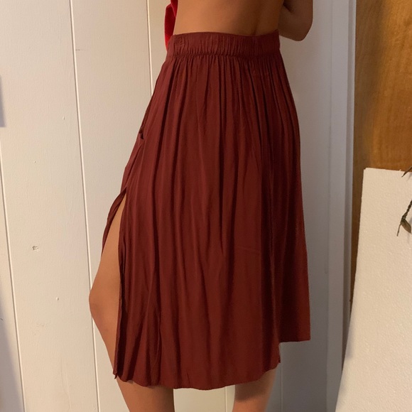 Flowy Midi Skirt - Picture 2 of 5